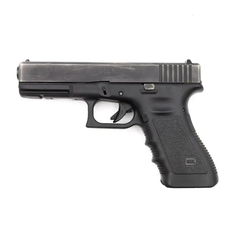 Fresh Stock Glock 17 Gen 3 | Used | Not CA Compliant | 9mm | Black | C859